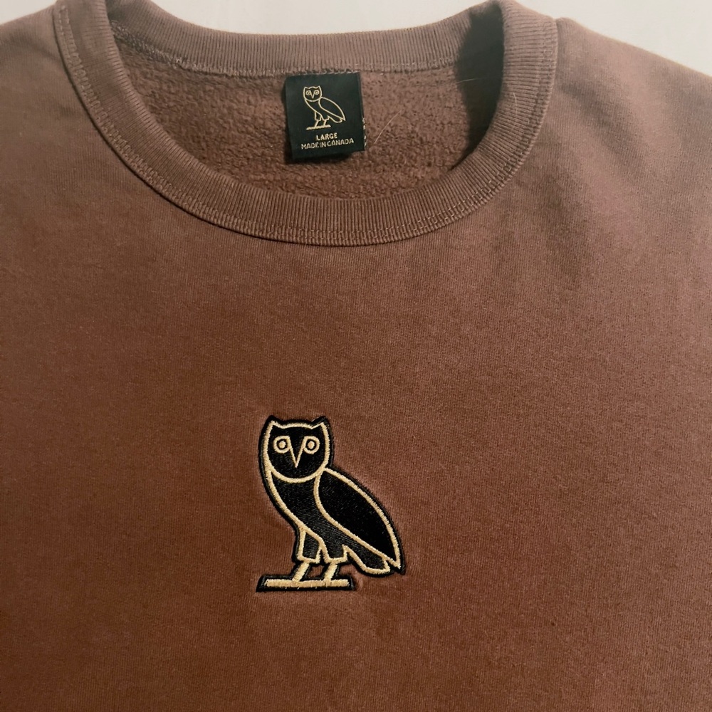 O.V.O. Classic Owl Crewneck.